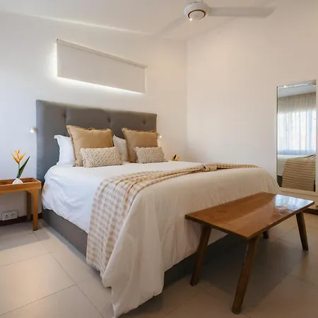 Coco Beach II - Seaside Home , Pool , Beach At 200 Meters Grand-Baie Exterior photo