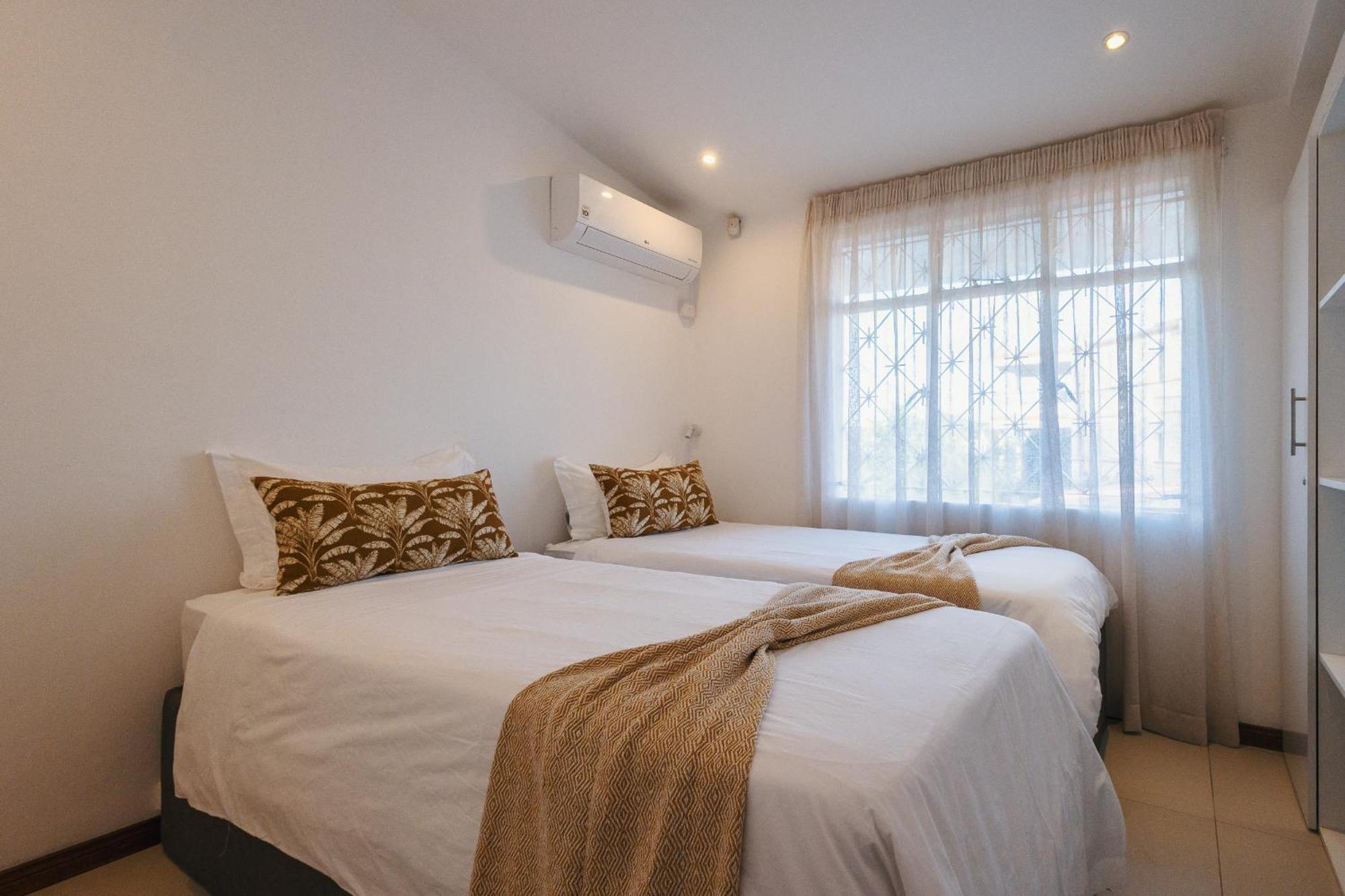 Coco Ii - Seaside , Pool , At 200 Meters Apartment *